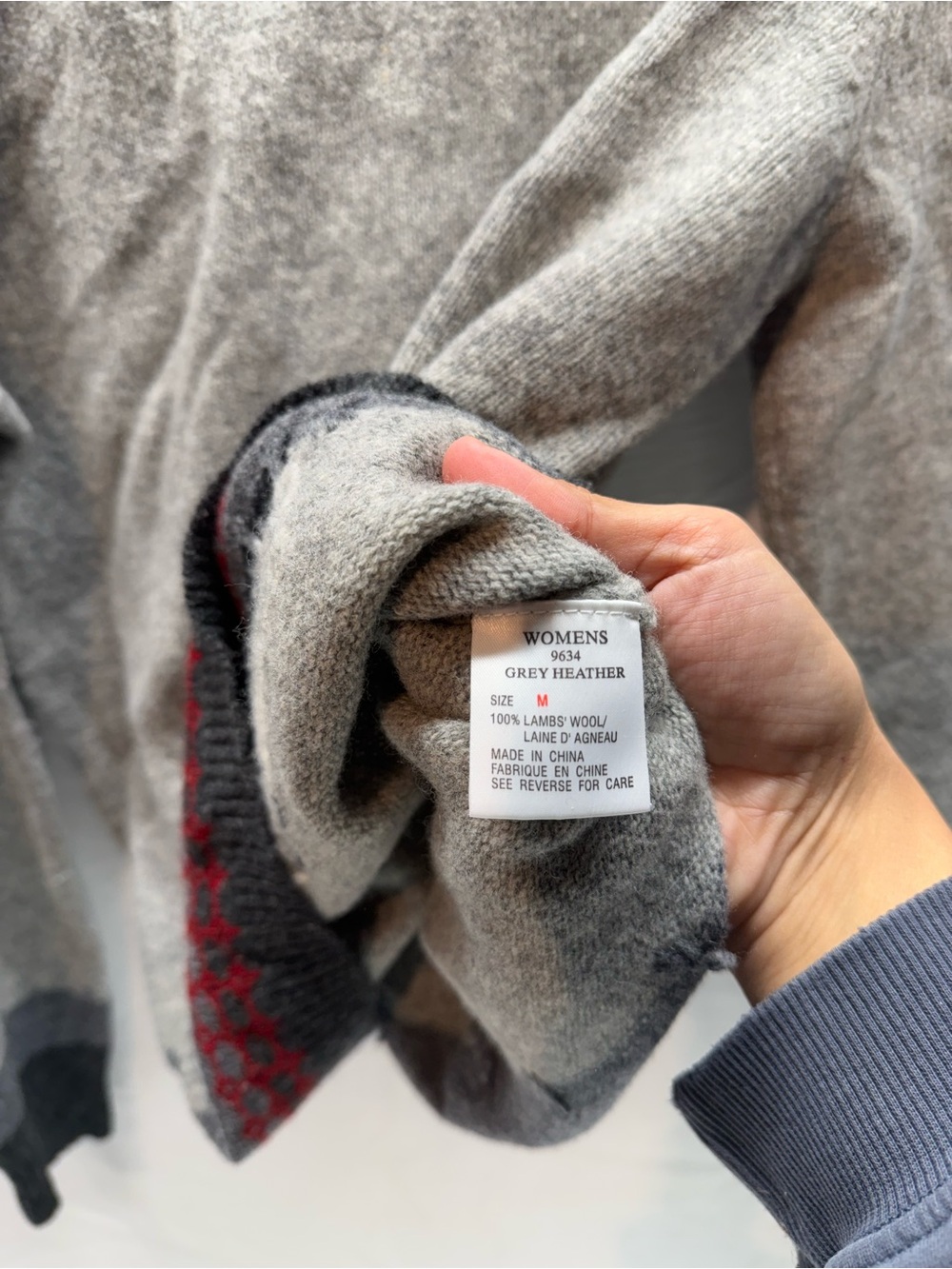 Woolrich 100% Lambswool Sheep Sweater Women M Gray Fair Isle Cottagecore - Picture 8 of 10